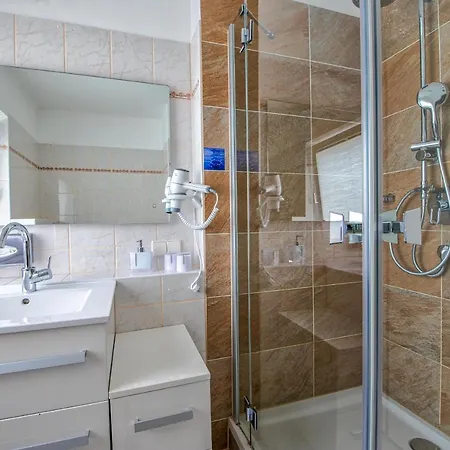 Waldhotel Hotel 3*