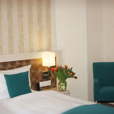 Waldhotel 3*